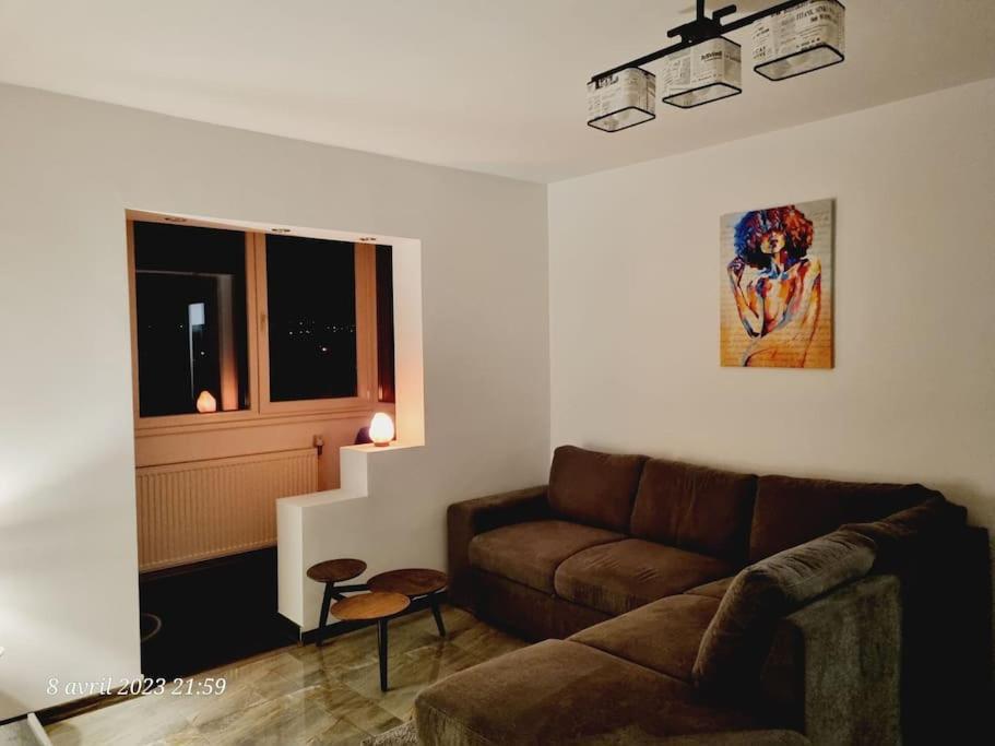 Le Nid D'Adam Zarnesti Exterior foto