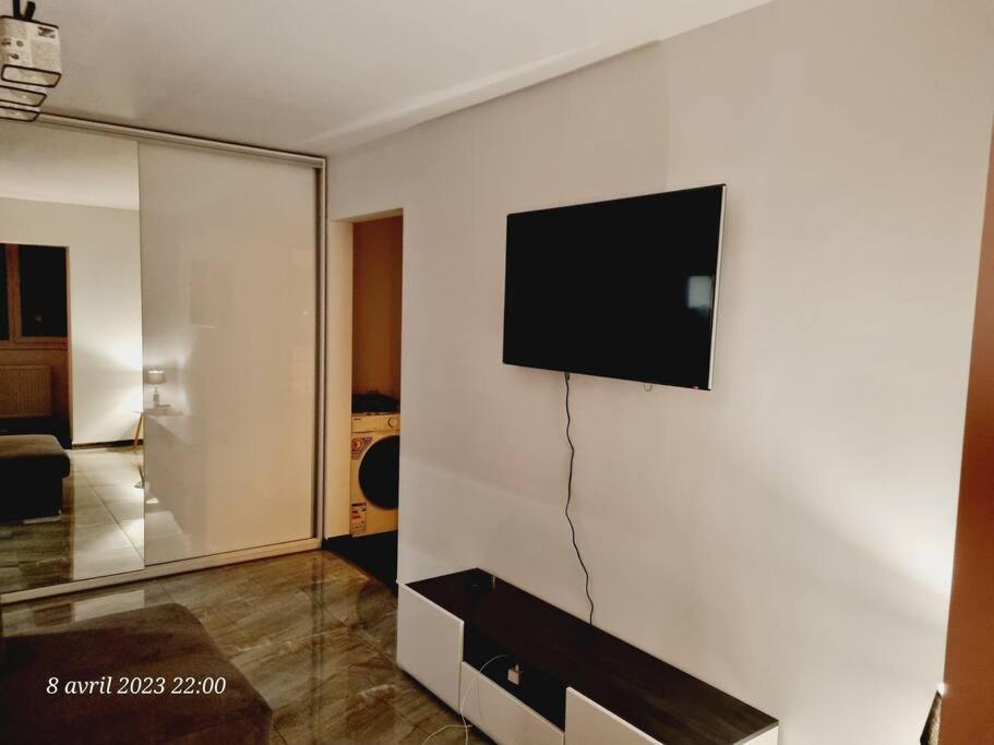 Le Nid D'Adam Zarnesti Exterior foto